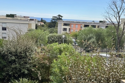 Apartment for sale in VILLENEUVE-LOUBET  - 4 rooms - 106 m&sup2; 