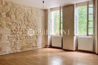Apartment for sale in BORDEAUX  - 4 rooms - 59 m&sup2; 
