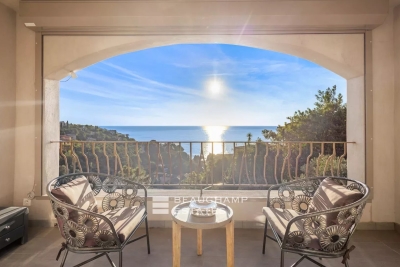 House for sale in THÉOULE-SUR-MER  - 4 rooms - 107 m&sup2; 