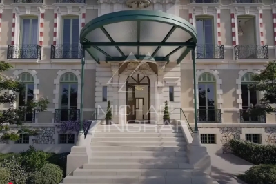 Apartment for sale in ARCACHON  - 5 rooms - 156 m&sup2; 