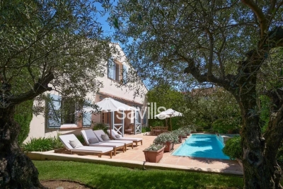 House for sale in ST-TROPEZ  - 5 rooms - 277 m&sup2; 