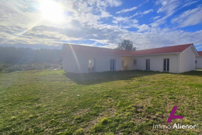 House for sale in AUREILHAN  - 6 rooms - 180 m&sup2; 