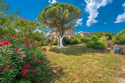 House for sale in BANNE  - 6 rooms - 115 m&sup2; 