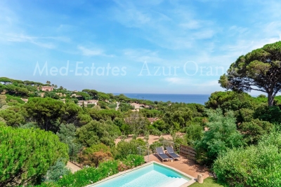 House for sale in STE-MAXIME  - 12 rooms - 395 m&sup2; 