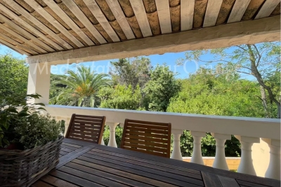 House for sale in ST-TROPEZ  - 6 rooms - 213 m&sup2; 