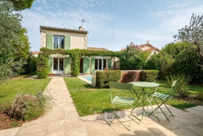 House for sale in ST-RÉMY-DE-PROVENCE  - 5 rooms - 186 m&sup2; 