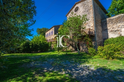 House for sale in BANNE  - 19 rooms - 379 m&sup2; 