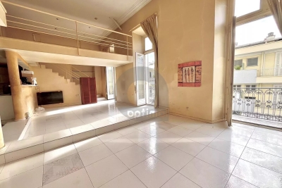 Apartment for sale in MENTON  - 2 rooms - 116 m&sup2; 