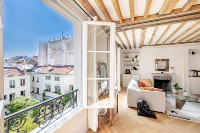 Apartment for sale in PARIS 3EME  - 3 rooms - 104 m&sup2; 