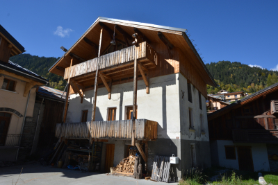 House for sale in CHAMPAGNY-EN-VANOISE  - 9 rooms - 190 m&sup2; 