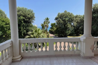 Apartment for sale in ROQUEBRUNE-CAP-MARTIN  - 3 rooms - 92 m&sup2; 
