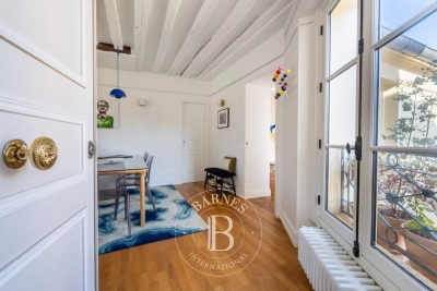 Apartment for sale in VERSAILLES  - 4 rooms - 92 m&sup2; 