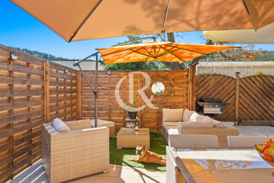 Apartment for sale in HYÈRES  - 3 rooms - 53 m&sup2; 