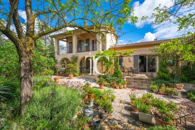 House for sale in LES VANS  - 6 rooms - 159 m&sup2; 