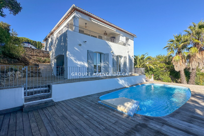 House for sale in STE-MAXIME  - 5 rooms - 150 m&sup2; 