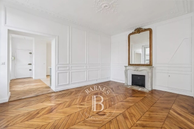 Apartment for sale in VERSAILLES  - 2 rooms - 56 m&sup2; 