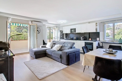 Apartment for sale in CANNES  - 3 rooms - 73 m&sup2; 