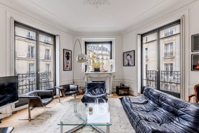Apartment for sale in PARIS 16EME  - 5 rooms - 128 m&sup2; 