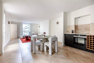 Apartment for sale in PARIS 1ER  - 3 rooms - 73 m&sup2; 