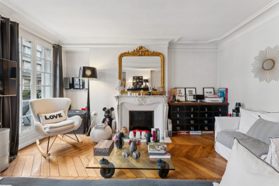 Apartment for sale in PARIS 8EME  - 4 rooms - 77 m&sup2; 