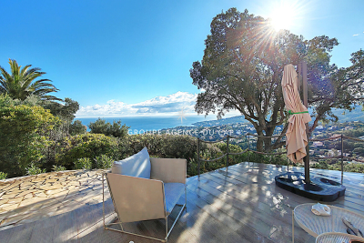 House for sale in LES ISSAMBRES  - 7 rooms - 150 m&sup2; 