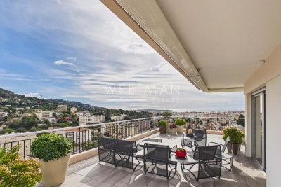 Apartment for sale in LE CANNET  - 4 rooms - 123 m&sup2; 