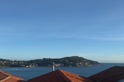Apartment for sale in VILLEFRANCHE-SUR-MER  - 2 rooms - 42 m&sup2; 